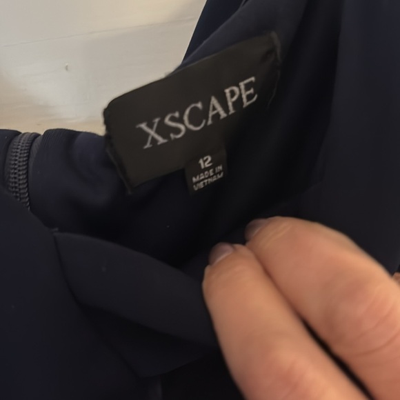 Xscape navy and pink floral ball gown size 12 - Picture 4 of 4